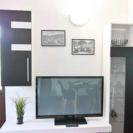 Apartment Discovery