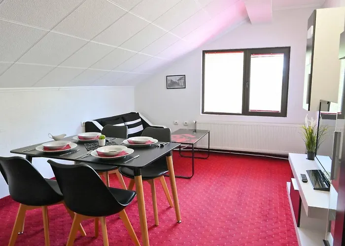 Discovery Апартаменты *