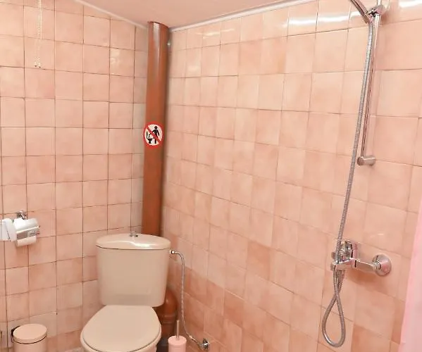 Discovery Apartman *